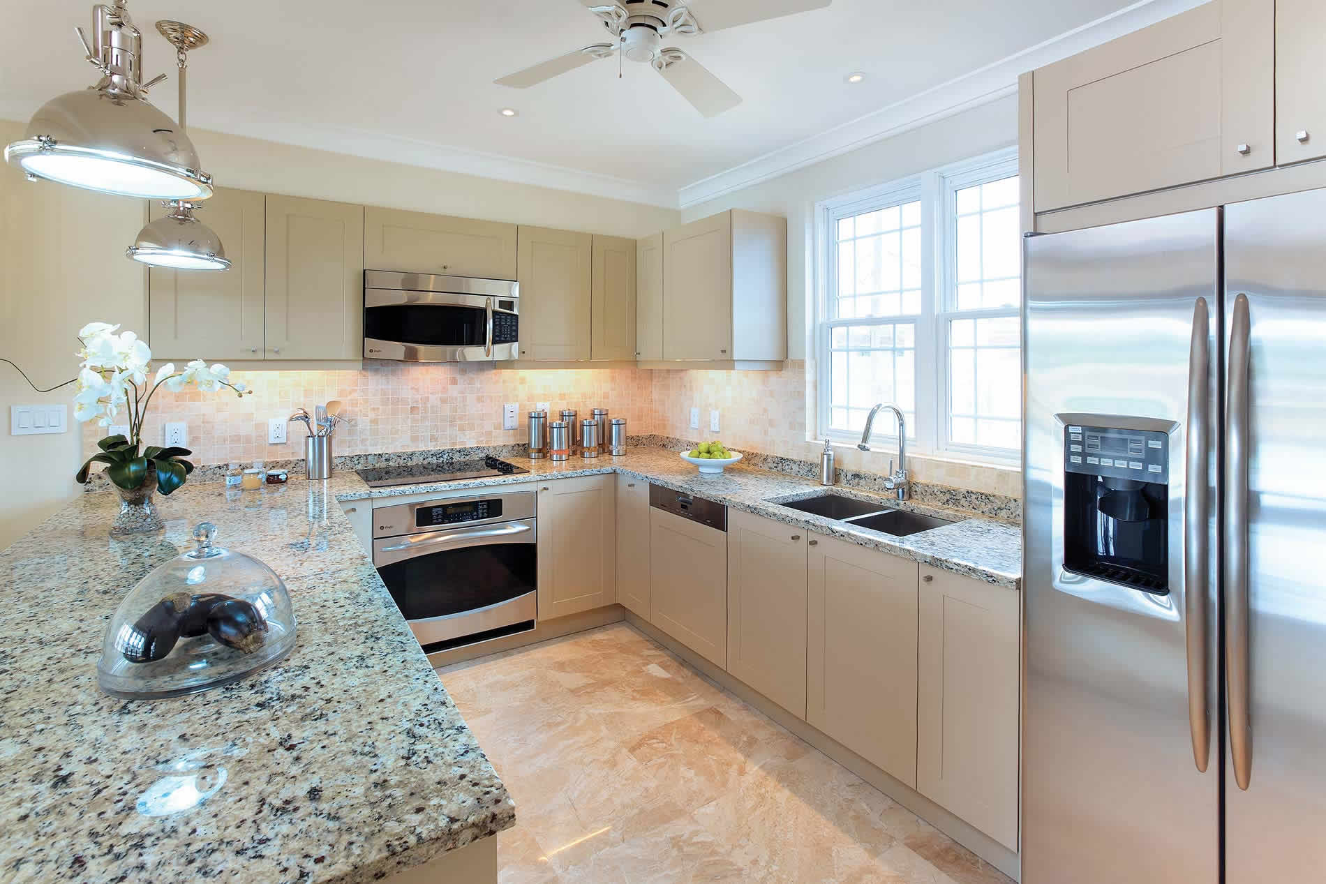 Apartment Harbourside III in Port Ferdinand - sleeps 6 people