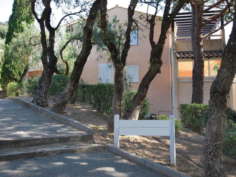 Les Appartements Vue Mer - La Retraite 2 in Saint-Maxime, Côte d’Azur - sleeps 5 people