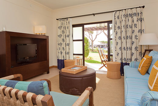 Pine Cliffs Garden Residence III in Pine Cliffs Resort, Algarve - sleeps 6 people